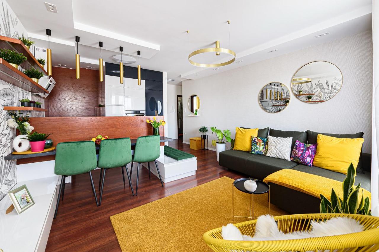 HÍD19 APARTMAN GYŐR BELVÁROS-MÉLYGARÁZS- a RÁBA QUELLE FÜRDŐNÉL Esterno foto