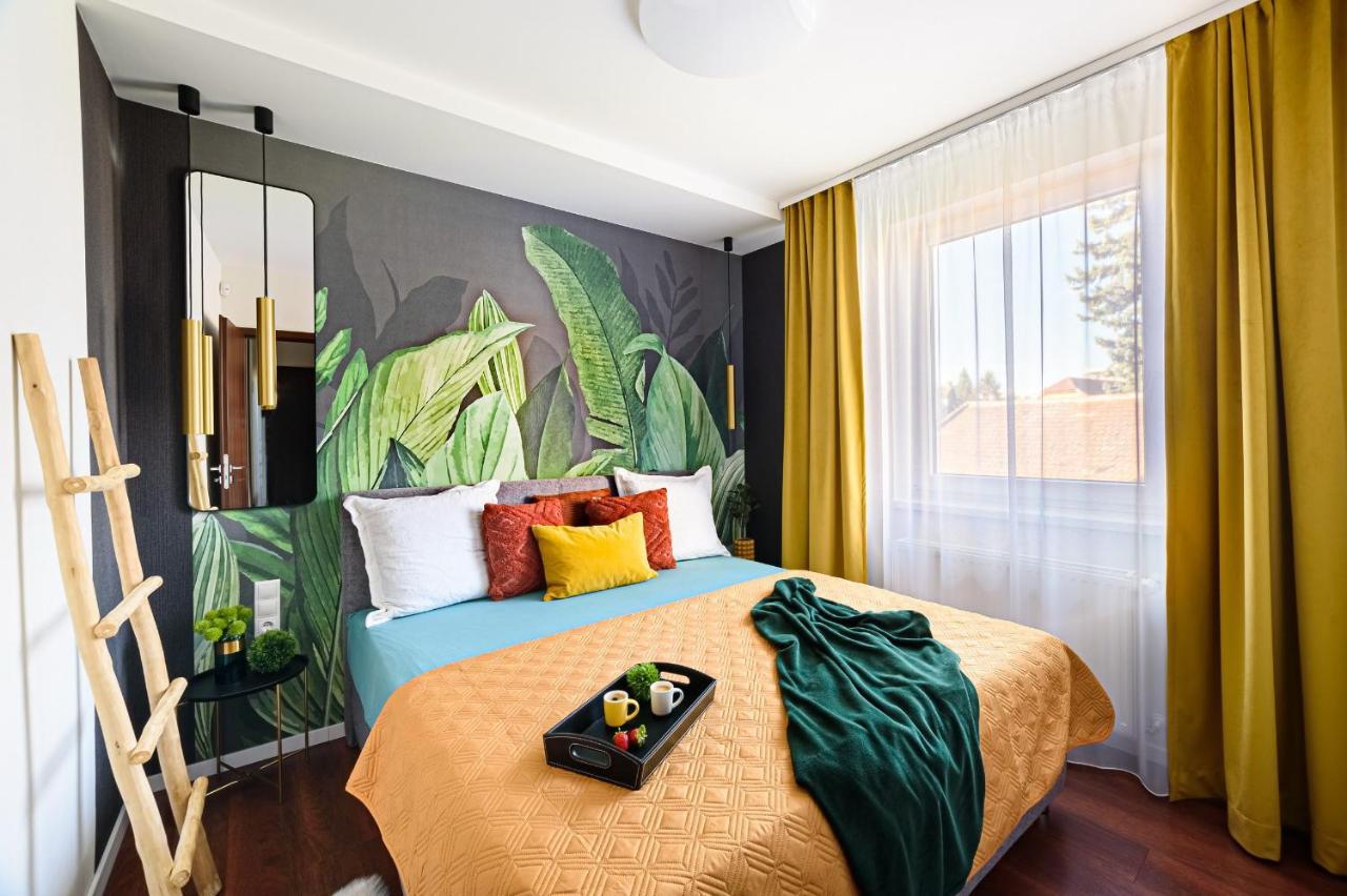 HÍD19 APARTMAN GYŐR BELVÁROS-MÉLYGARÁZS- a RÁBA QUELLE FÜRDŐNÉL Esterno foto