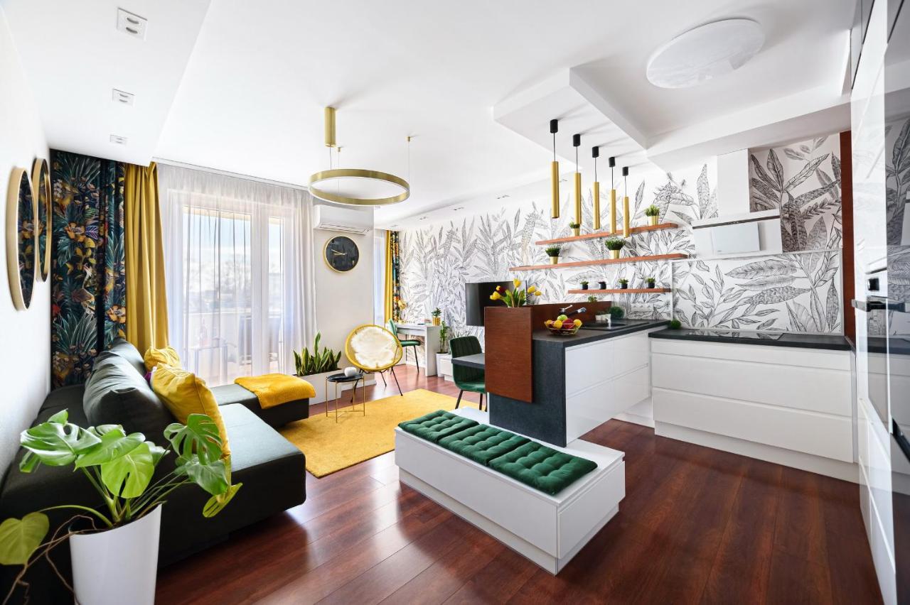 HÍD19 APARTMAN GYŐR BELVÁROS-MÉLYGARÁZS- a RÁBA QUELLE FÜRDŐNÉL Esterno foto